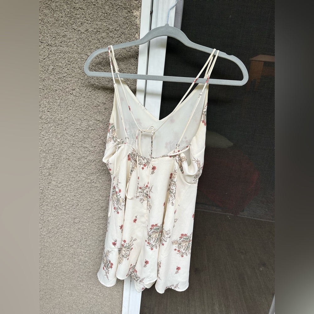 White/ floral romper